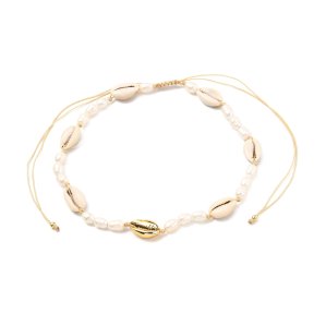 Šňůrkový choker z říčních a kauri mušliček